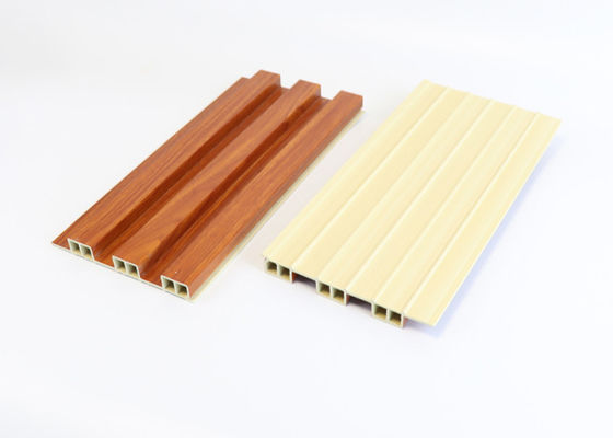 El panel de pared interior del grano de madera WPC 160m m para la decoración