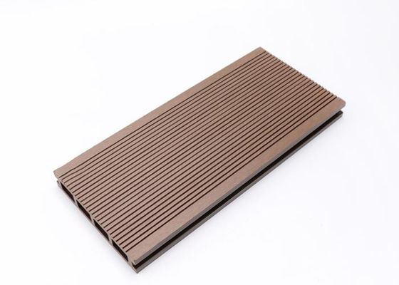 Impermeabilice no el suelo dirigido Decking al aire libre de madera de roble del resbalón WPC