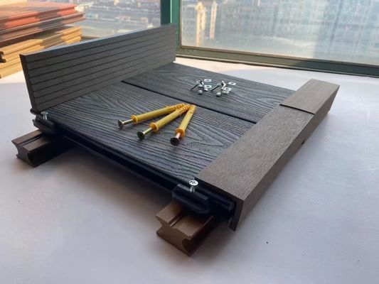 Impermeabilice no el suelo dirigido Decking al aire libre de madera de roble del resbalón WPC