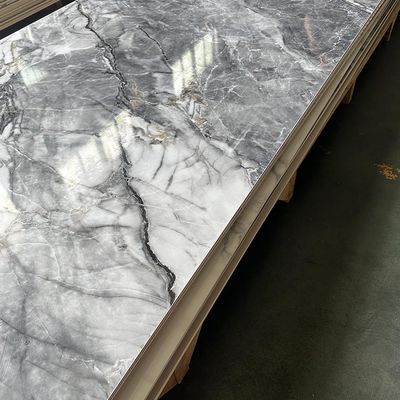 Alta textura de mármol brillante Panel de pared de WPC Bambú Carbón de madera Veneer PVC Hoja de mármol