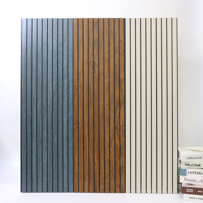 Panel de pared acanalado de PVC, lámina de PVC ignífuga, panel de pared de PVC ligero para decoración de interiores, panel de pared de PVC al por mayor, fácil instalación