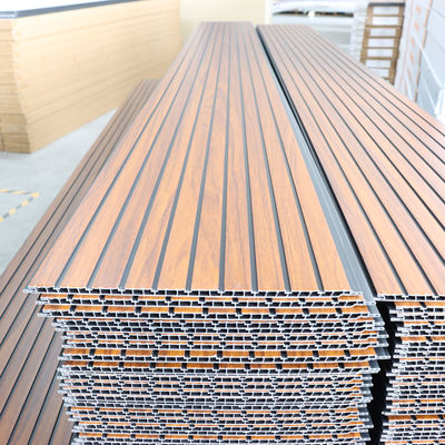 Panel de pared de PVC de grano de madera tablero de pared decorativo material ecológico para dormitorio sala de estar TV fondo de pared