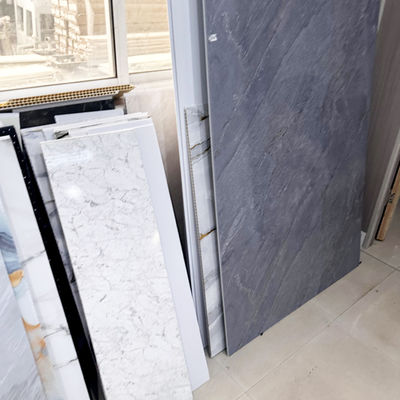 Panel de pared de ducha de PVC impermeable de primera calidad para revestimiento de paredes de áreas húmedas