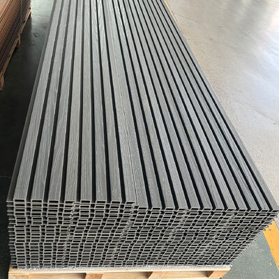 Panel de pared de WPC exterior de alta calidad Compuesto de plástico de madera resistente al agua para la decoración de edificios