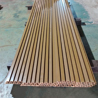 Panel de pared de WPC exterior de alta calidad Compuesto de plástico de madera resistente al agua para la decoración de edificios