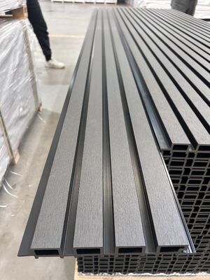 Mejor vendido Wpc Wood Composite resistente al fuego 219x26 Panel de pared exterior Revestimiento Co estilo de extrusión