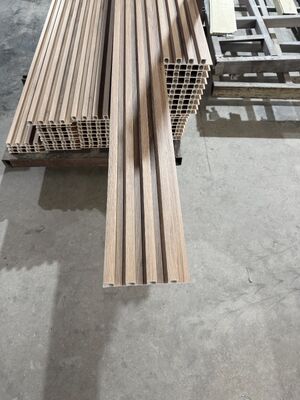 Panel de pared de Wpc de pared irregular de interior ecológico personalizado 160x24 revestimiento