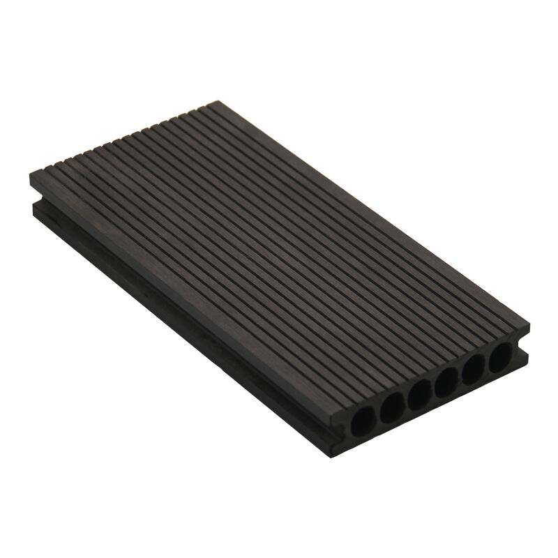 Techo exterior de WPC hueco y compuesto.