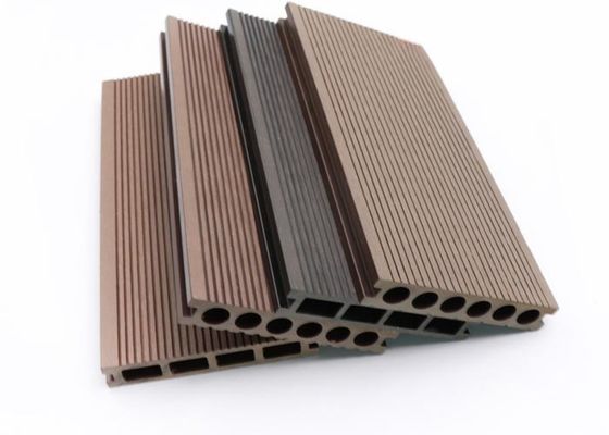 Tablero de cubierta compuesto plástico del piso WPC de WPC de madera al aire libre del Decking