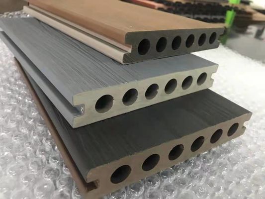 Impermeabilice no el suelo dirigido Decking al aire libre de madera de roble del resbalón WPC