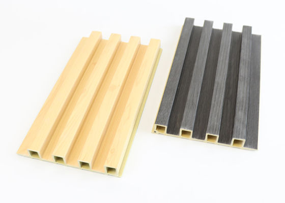 El panel de pared interior del grano de madera WPC 160m m para la decoración