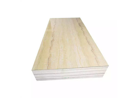 Los altos paneles brillantes del PVC de la prenda impermeable para el panel de pared ULTRAVIOLETA de la impresión de las paredes interiores 3D