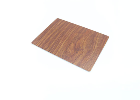 Los altos paneles brillantes del PVC de la prenda impermeable para el panel de pared ULTRAVIOLETA de la impresión de las paredes interiores 3D