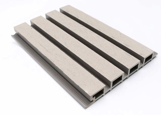 Alta protuberancia al aire libre de lujo brillante del Co de la prenda impermeable del panel de pared del panel de pared del exterior WPC