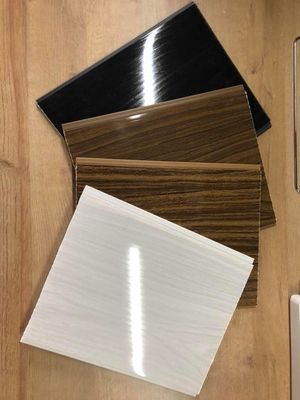 El panel de pared blanco puro del techo del PVC de Matte White del panel del PVC del PVC del tablero laminado del techo