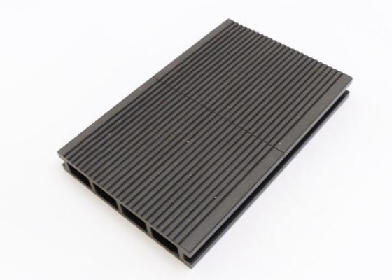 Revestimiento al aire libre de la pared del panel de pared de WPC de la protuberancia compuesta plástica de madera del Decking PE Co WPC