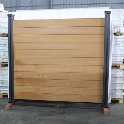 Poste de aluminio de la instalación WPC de la cerca de Panels Composite Wood del jardín fácil de la aislamiento