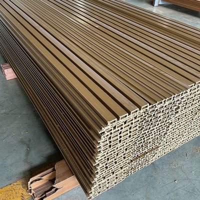Revestimiento de pared de madera WPC para exteriores Decorativo 219 * 26mm